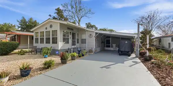 4294 E VAN NESS ROAD