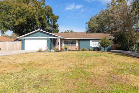 3571 LAKE ELEANOR DRIVE