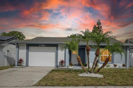 1740 LAKEVIEW VILLAGE DRIVE