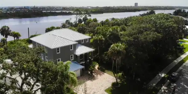 223 S RIVERWALK DRIVE