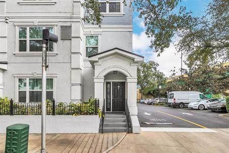 204 E SOUTH STREET