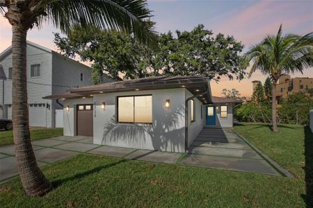 1739 BAYOU GRANDE BOULEVARD NE