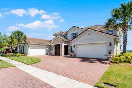 760 WINDLASS COURT
