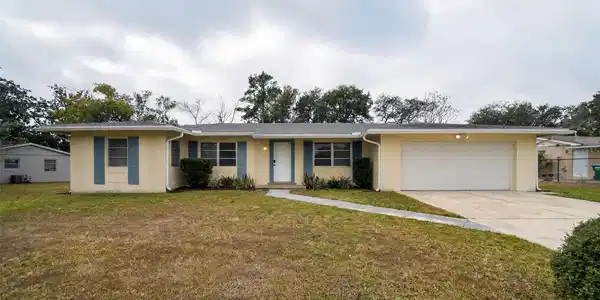 1384 GAINESVILLE DRIVE