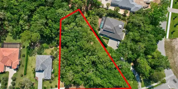 4 TURKEY OAK LANE