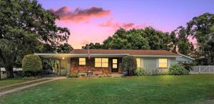 800 HICKORY