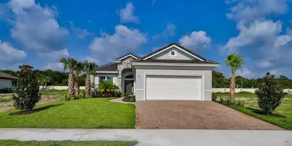 60 DEL PALMA DRIVE