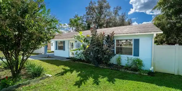 121 DEBARY DRIVE