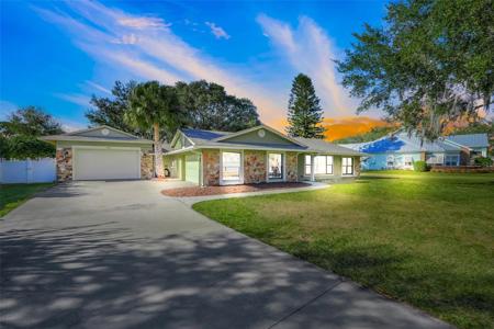 3111 LAKESHORE DRIVE