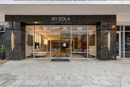 101 S EOLA DRIVE