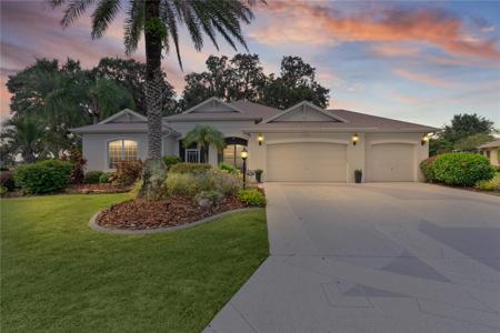 946 ADAMS LANE