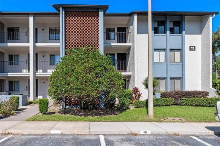 11 ESCONDIDO CIRCLE