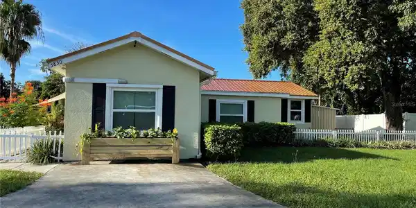 5830 ALLIGATOR LAKE SHORE W