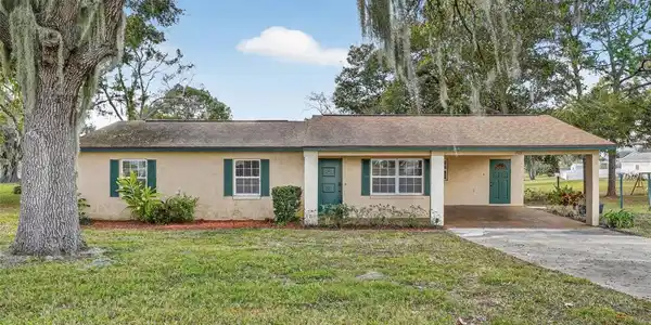 309 8TH STREET N