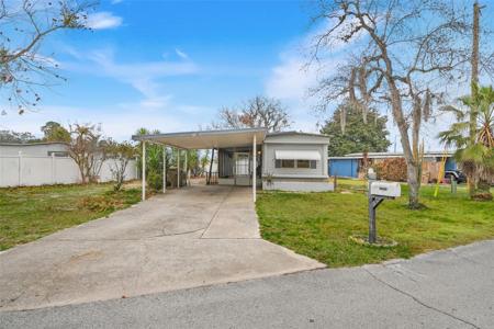 12623 MILWAUKEE AVENUE