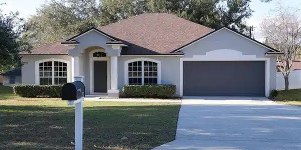 2820 VARSITY TERRACE