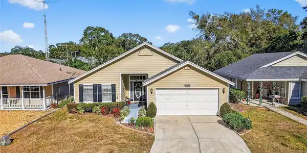 2825 HARDENBERGH LANE