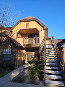 415 LAKEPOINTE DRIVE