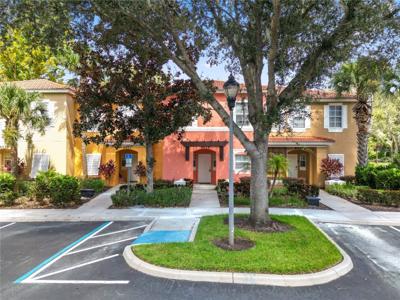 8425 CRYSTAL COVE LOOP