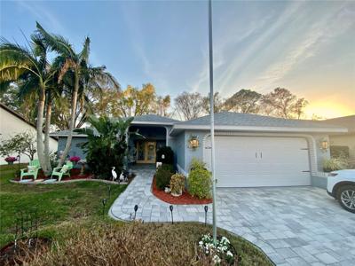 3514 E LINKS COURT