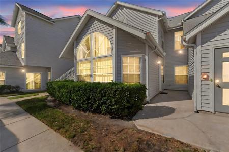 12245 ARMENIA GABLES CIRCLE