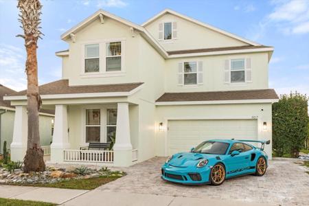 1107 WHITE WATER BAY DRIVE