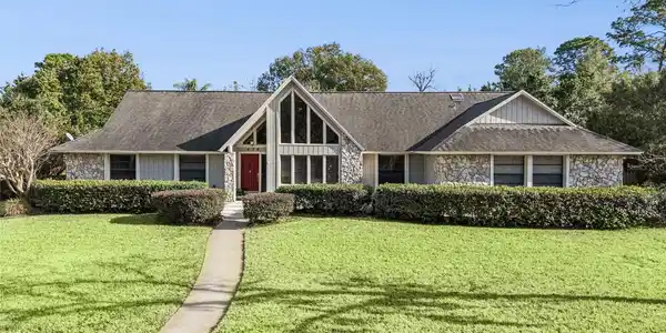 478 WILD OAK CIRCLE
