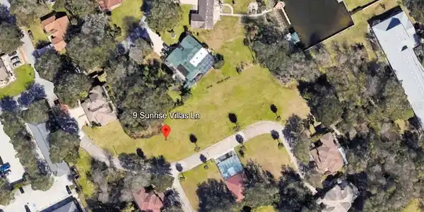 9 SUNRISE VILLAS LANE