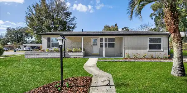 636 S WELLINGTON DRIVE