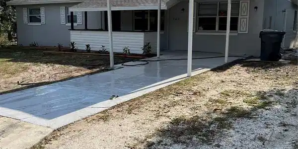 125 EDGEWATER DRIVE