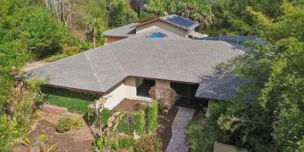 5324 WOODHAVEN LANE