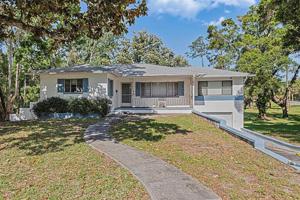 300 EDGEWOOD