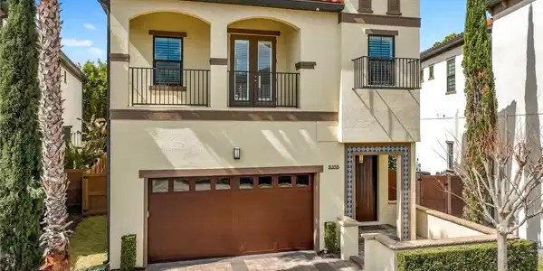 8358 VIA VITTORIA WAY