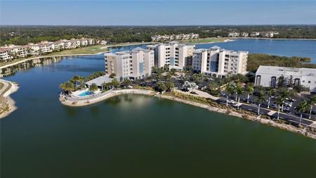 10520 BOARDWALK LOOP