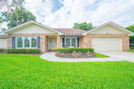2417 PERSHING OAKS PLACE