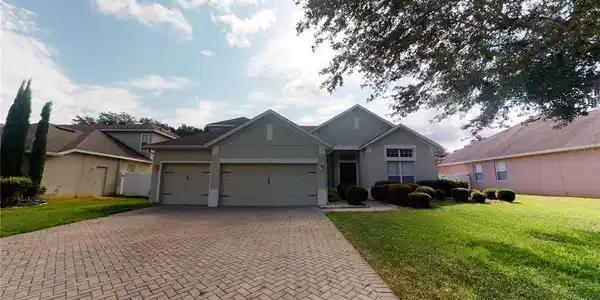 117 BLUE WATER EDGE