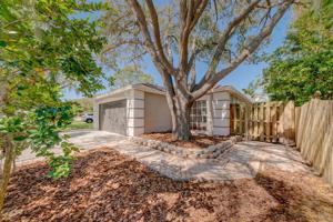 3745 FREMANTLE DRIVE