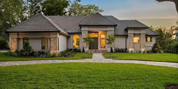 5138 FAIRWAY OAKS DR