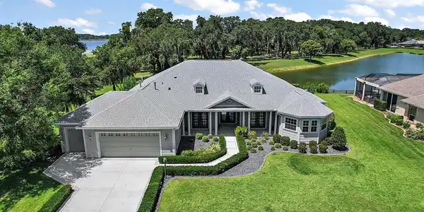 1834 LAKE MIONA