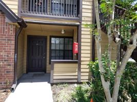 375 LAKEPOINTE