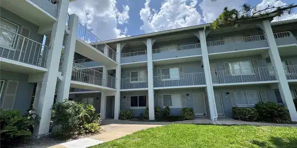 115 OYSTER BAY CIRCLE