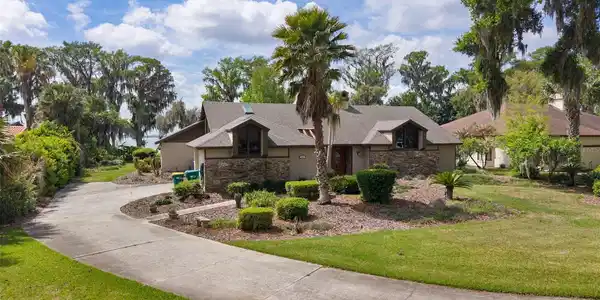 60 SAND LAKE PLACE