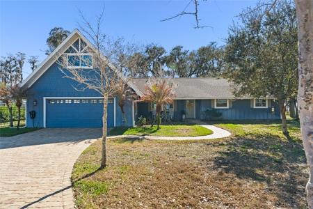 10435 LAKE LOUISA ROAD