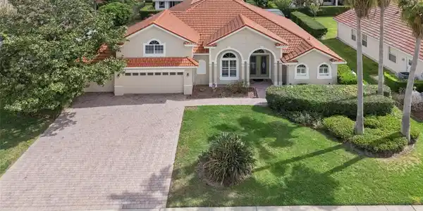 1949 DEERVIEW PLACE