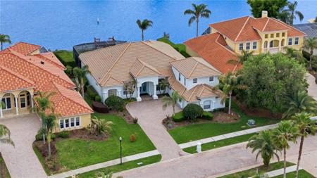 10513 BERMUDA ISLE DRIVE