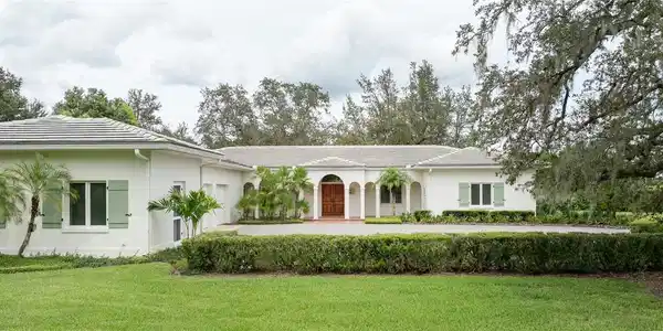 2300 N SCENIC HIGHWAY