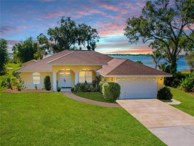 739 N LAKE REEDY BOULEVARD