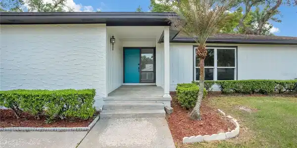 1307 VALLEY HILL DRIVE