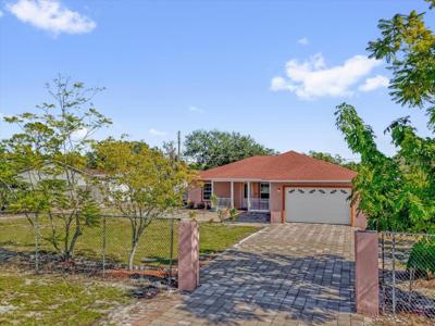 910 W RICH DRIVE