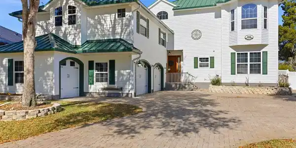 300 NW 12TH AVENUE